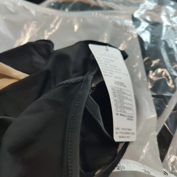 Black sheer cut out bodysuit - Picture 7 of 7